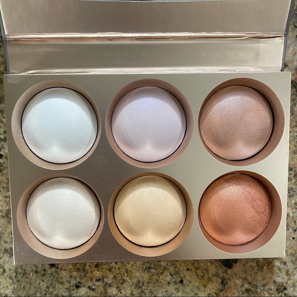 Bareminerals NEVER used highlight palette